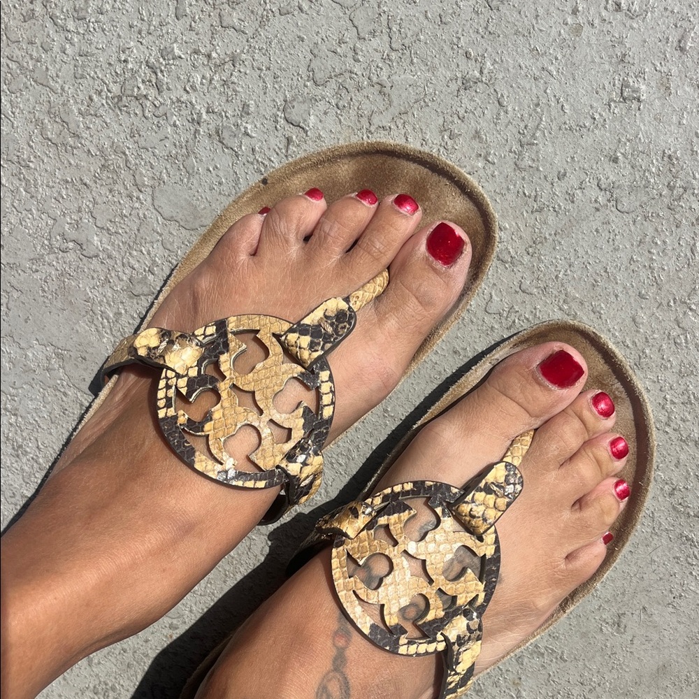 Stylish Tan and Black Women's Sandals